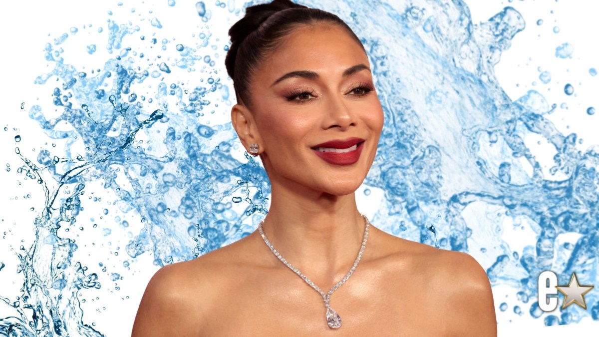 Nicole Scherzinger smiling